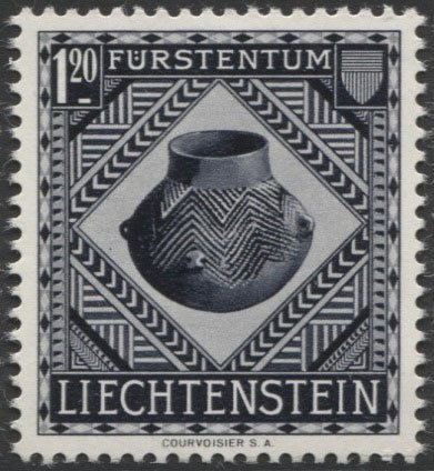 1104